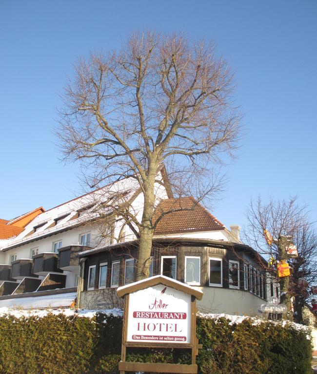 Adler Golf-& Tagungshotel Harth-Poellnitz Kültér fotó